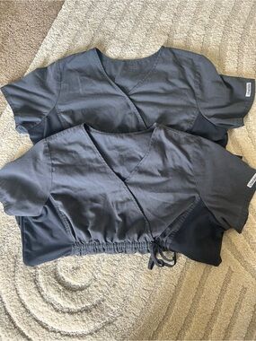 Cherokee Flexibles Maternity Scrub Tops Bundle Gray XL Set of 2